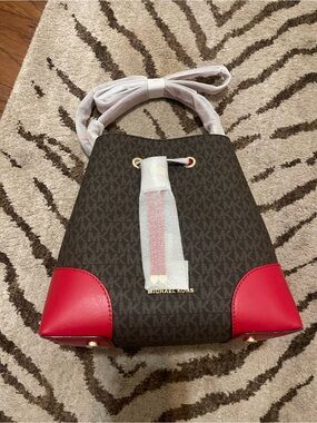 Michael Kors Women's Brown Signature Bucket Crossbody with Red Trim
